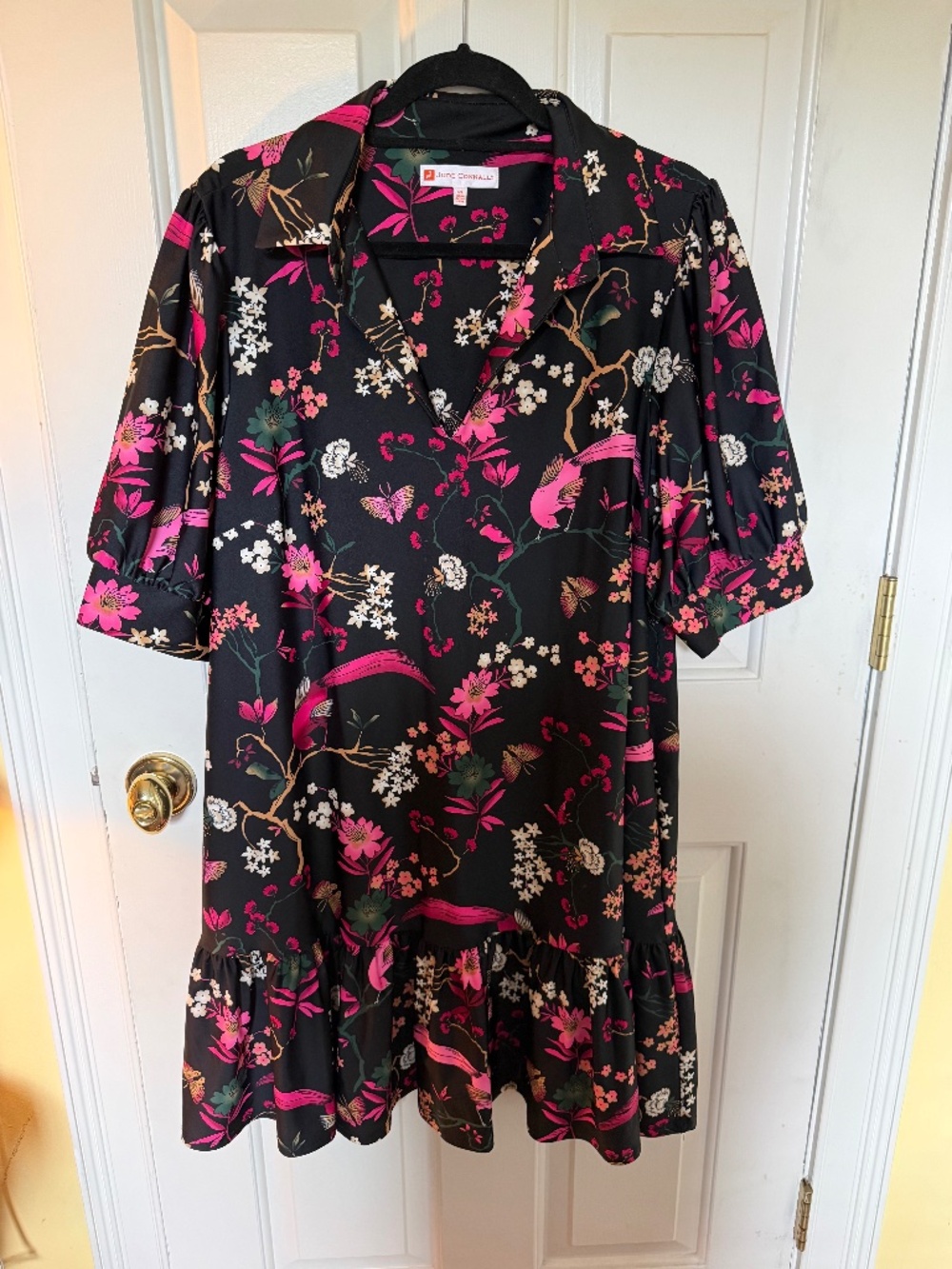 JUDE CONNALLY Tierney Short Sleeve Mini Dress In Floral Menagerie Black Pink - Picture 2 of 4